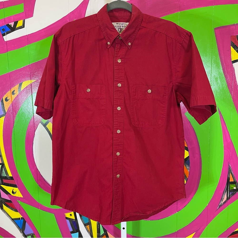 Wrangler Rugged Wear, Short Sleeve Button Down Shirt. Size Medium 15-15.5.